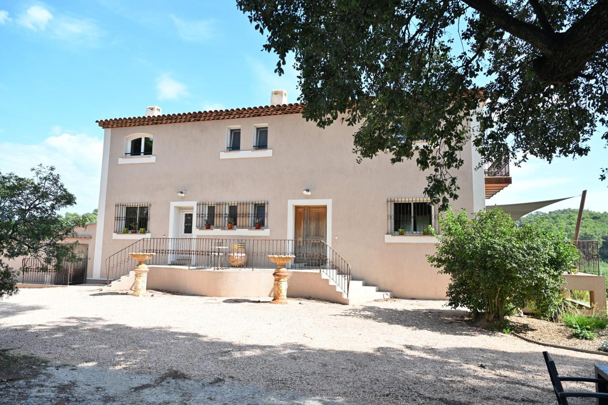 Sous Les Pins Gites Et Chambres D'Hotes La Londe-les-Maures Exterior foto