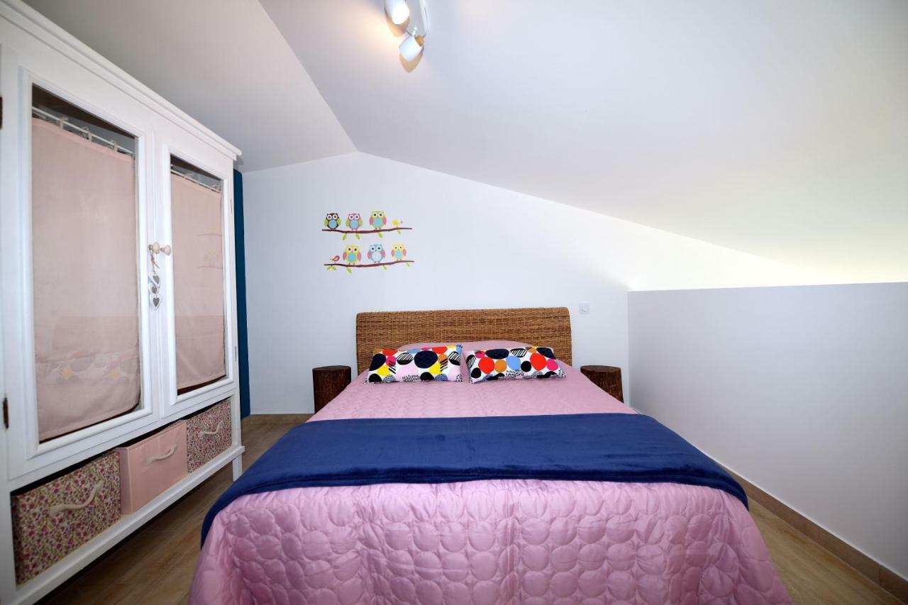 Sous Les Pins Gites Et Chambres D'Hotes La Londe-les-Maures Exterior foto