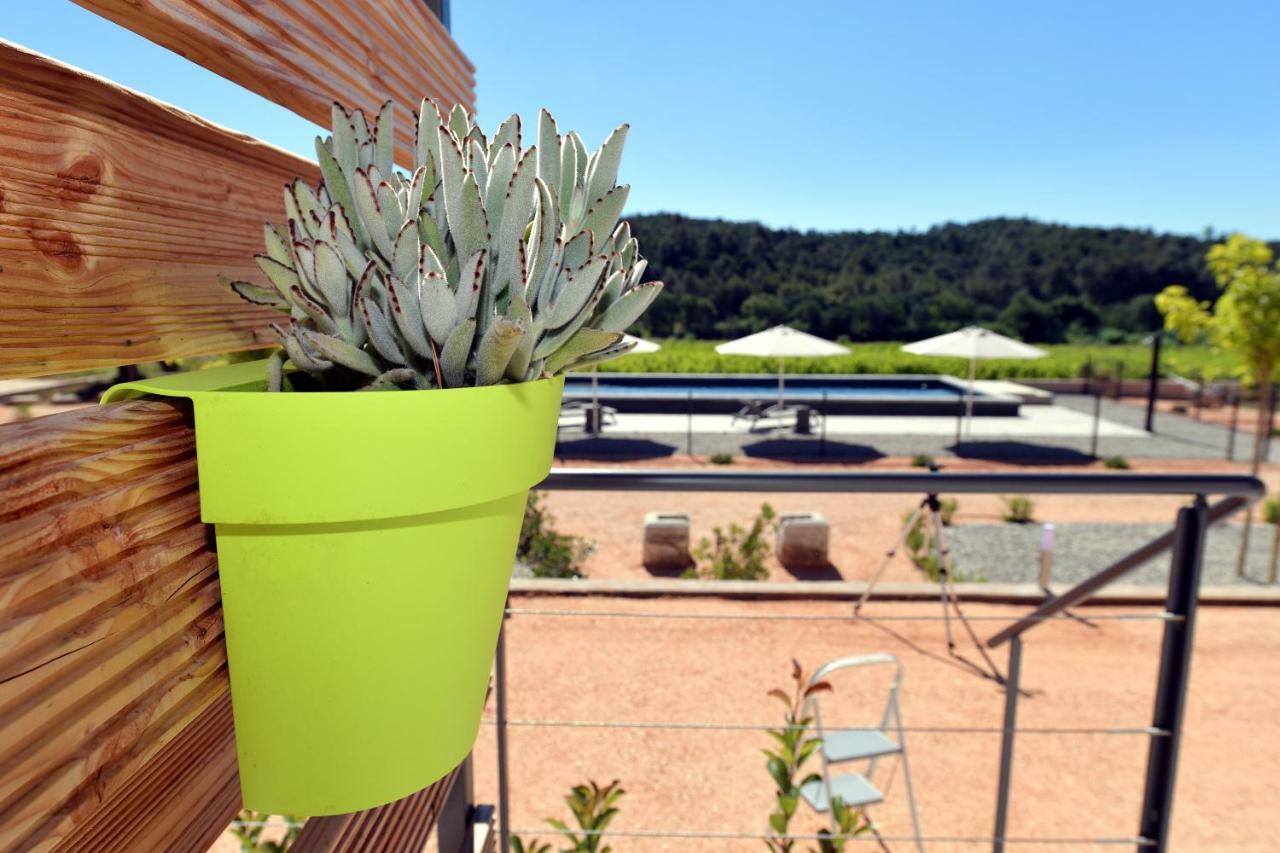 Sous Les Pins Gites Et Chambres D'Hotes La Londe-les-Maures Exterior foto